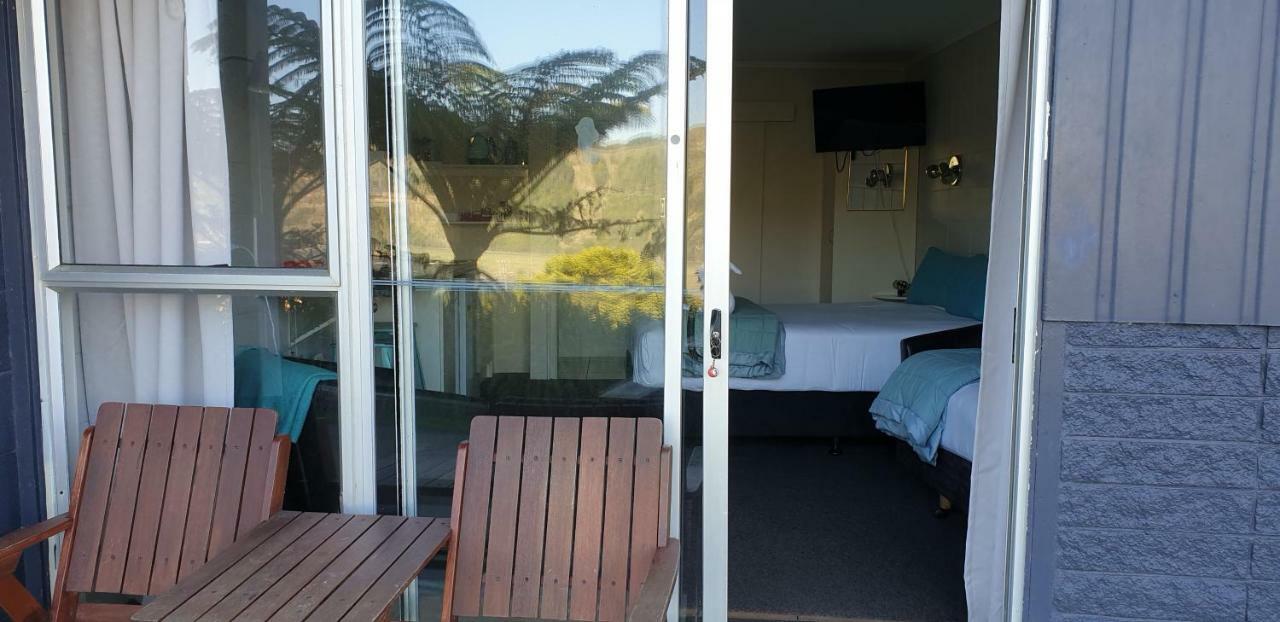 Mokau Motels Buitenkant foto