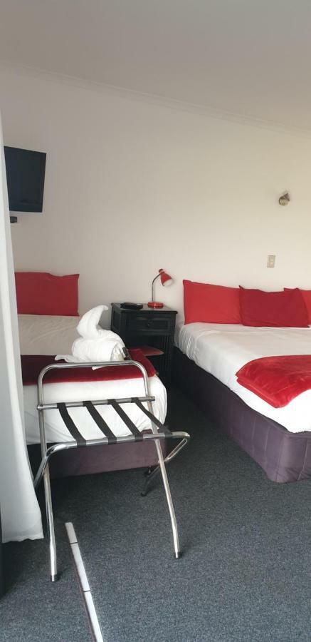 Mokau Motels Buitenkant foto